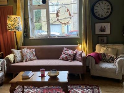 1429 BATH for school holidays (sleeps 6)