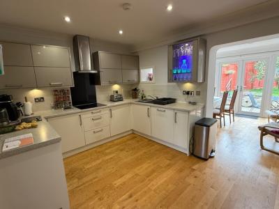 RECENT ENTRY 1925 nr Glasgow SCOTLAND : Flexible timing : sleeps 8