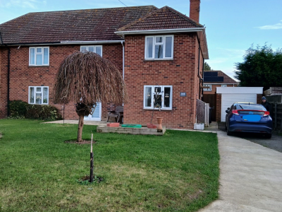 1870 nr Louth : flexible timing : sleeps 6